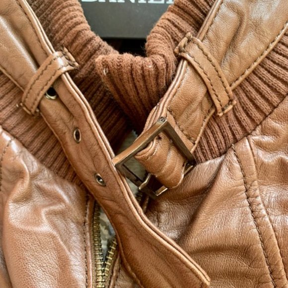 Bomber leather jacket - Picture 6 of 8